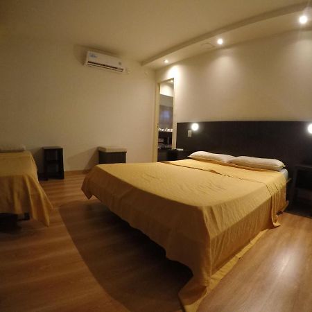 Hotel Riviera Córdoba Luaran gambar